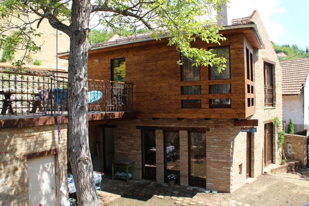 Cirfandli Vendeghaz Apartment เปตช์ ภายนอก รูปภาพ